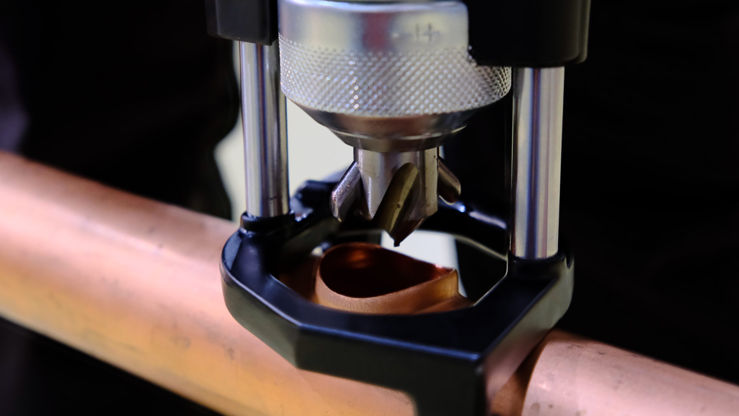Introducing a new Cordless Portable Collaring Machine